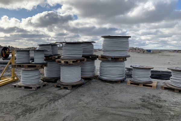 Port of Skagen - drums of installation cables_2