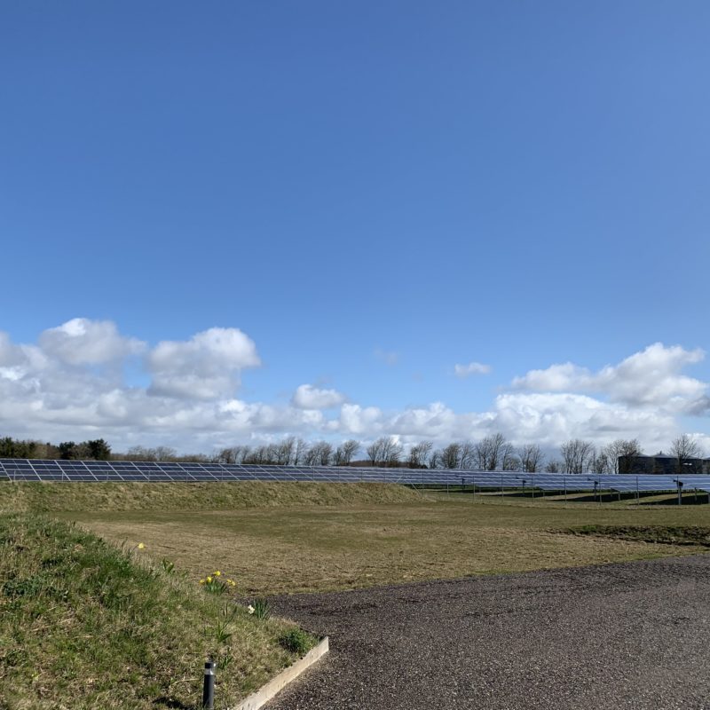 Solar cells for climate-friendly biogas plant Solceller til klimavenligt biogasanlæg